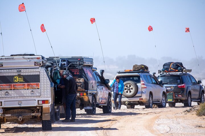 12-Days Private 4WD Tag Along Tour in North Simpson Hay River