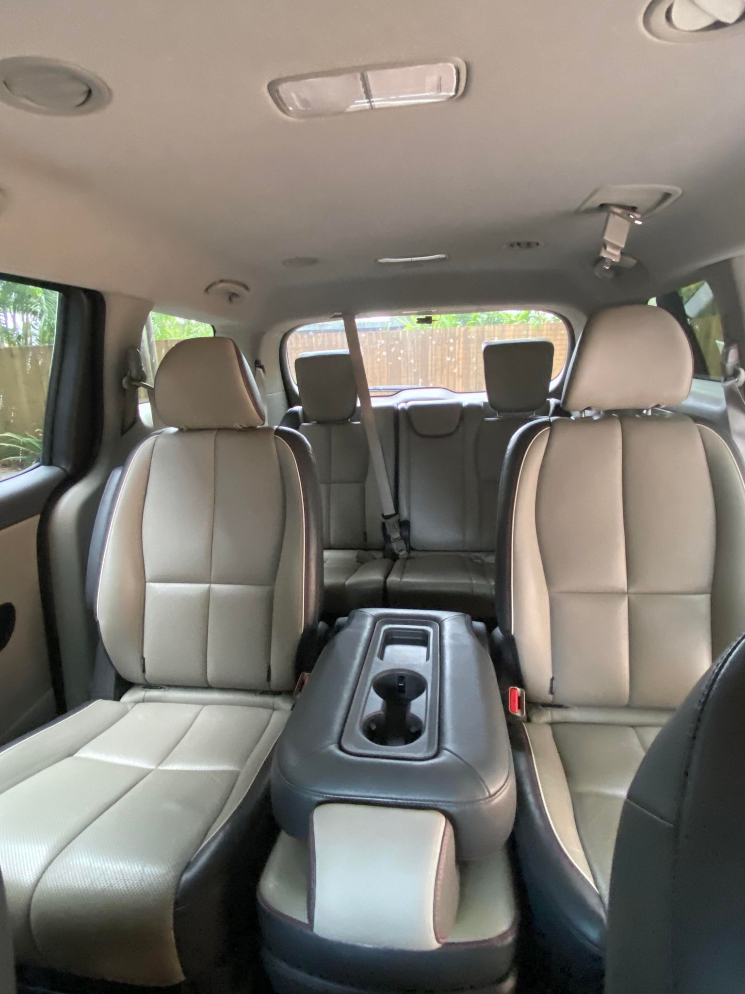 Airport Private Luxury Transfer - Cairns City