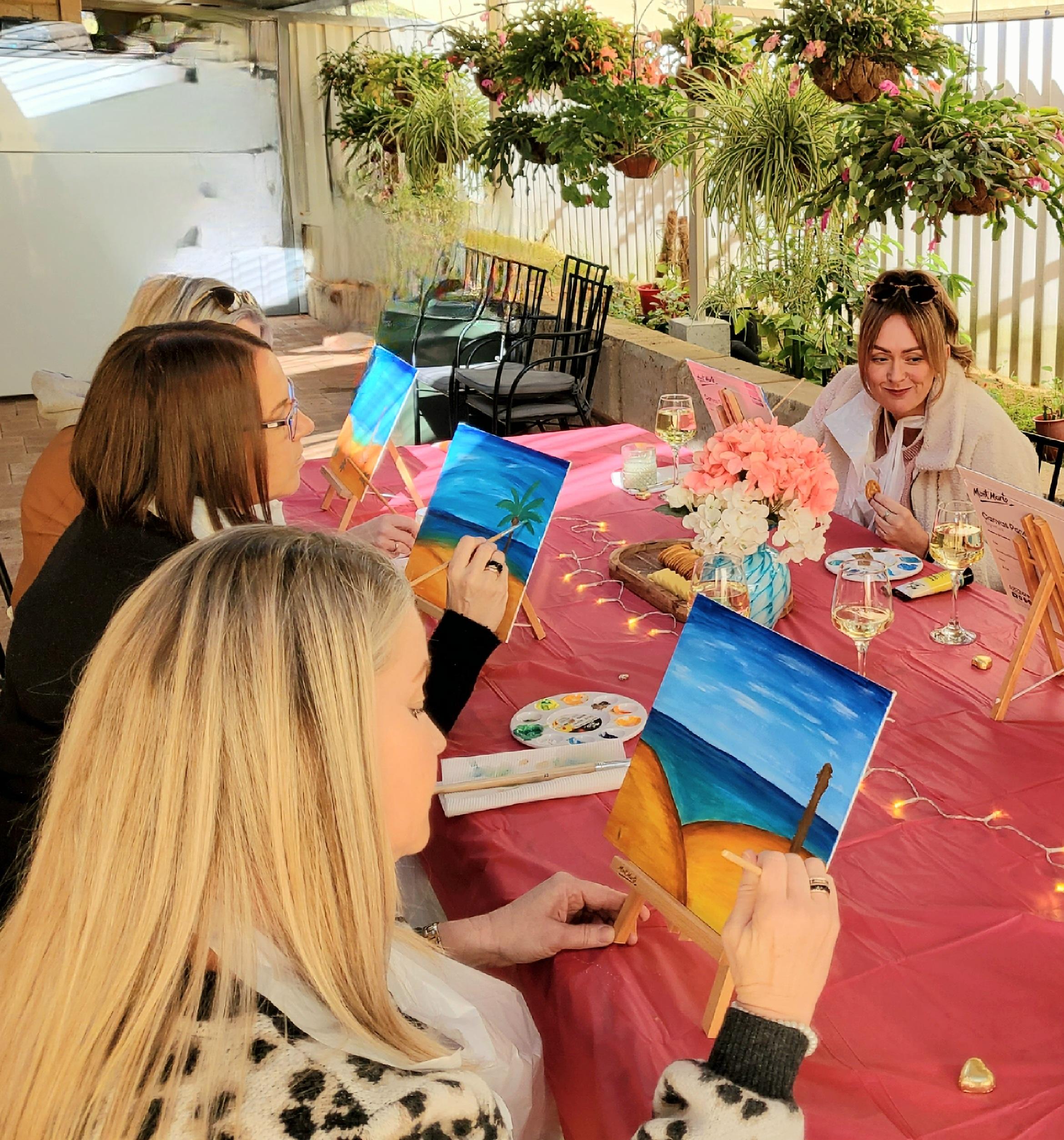 SIP, PAINT & BEACHSIDE VENUE LUNCH OR HIGH TEA FOR A COUPLE