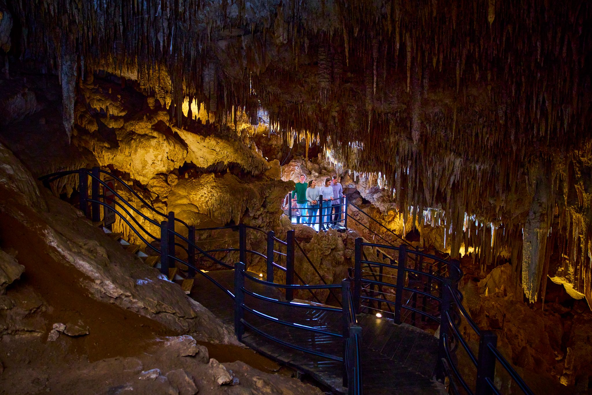 Ngilgi Cave Ancient Lands Experience