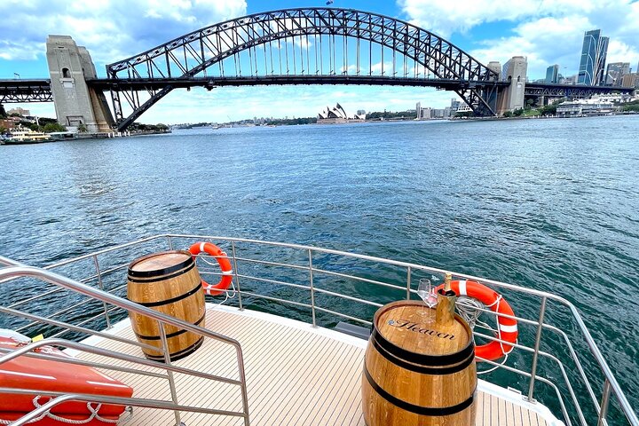 Intimate Sydney Harbour All-Inclusive New Year's Eve Cruise