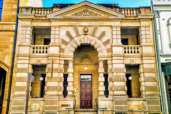 Quay People: Private Sydney Harbour Walking Tour