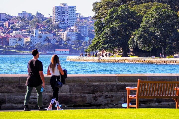 Quay People: Private Sydney Harbour Walking Tour