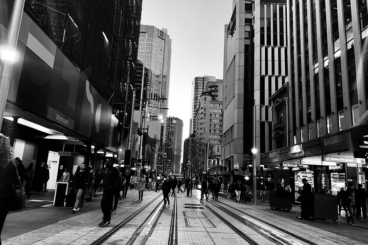 Sydney’s Phantom Trails: A Ghost Tour