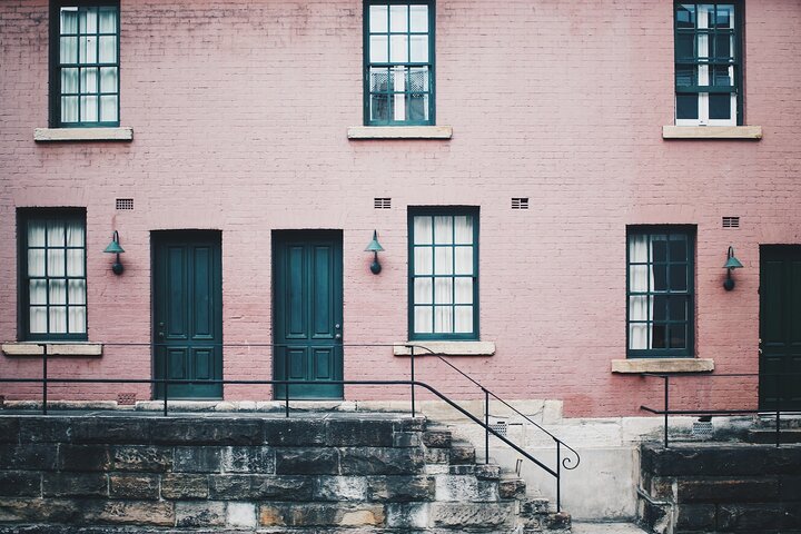 Sydney’s Phantom Trails: A Ghost Tour