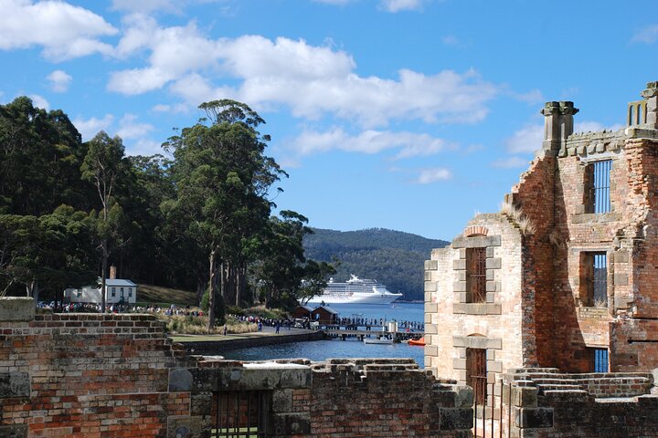 Private Tasman Peninsula Walking Tour