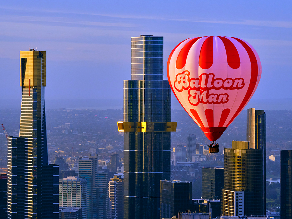 Melbourne Premium Balloon Flight plus 5-Star champagne breakfast