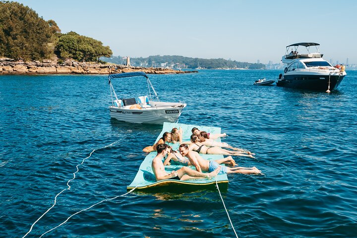 Salty Sunday Half Day Yacht Cruise on Sydney Harbour