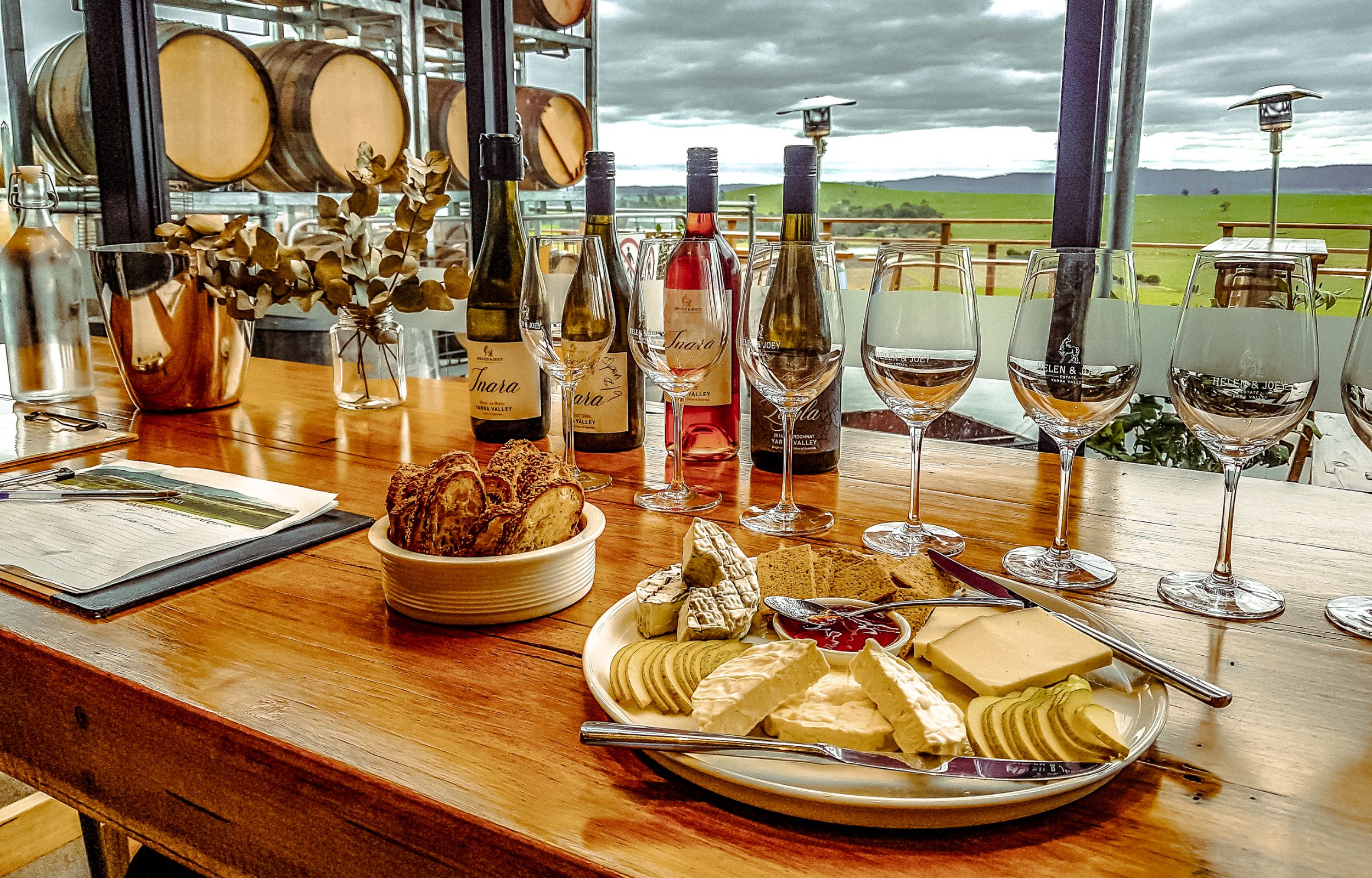 HAPPY GIRLS & BOYS | Yarra Valley Gin, Wines, Beer/Cider Tour & Lunch from Melbourne
