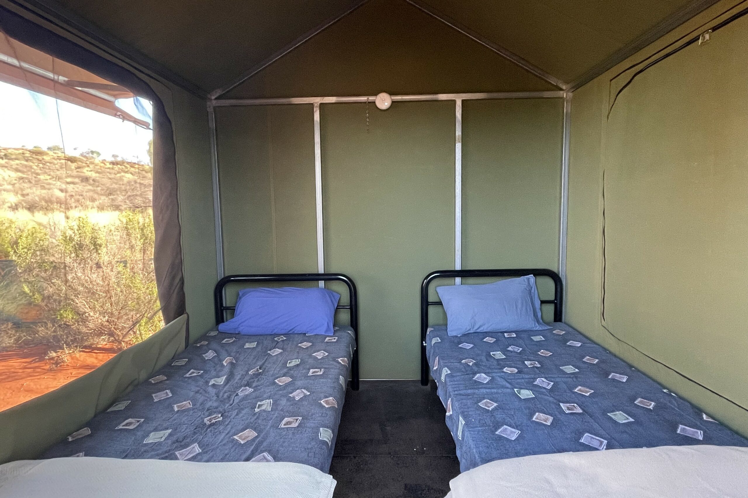 Autopia Tours: Red Centre Overnight Escape 2 Day - Safari Tent from Alice Springs