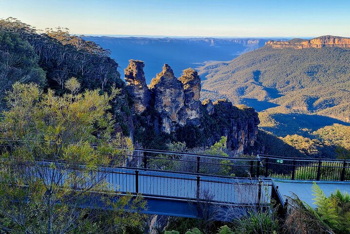 Luxe Private Transfer to The Blue Mountains Australia & return