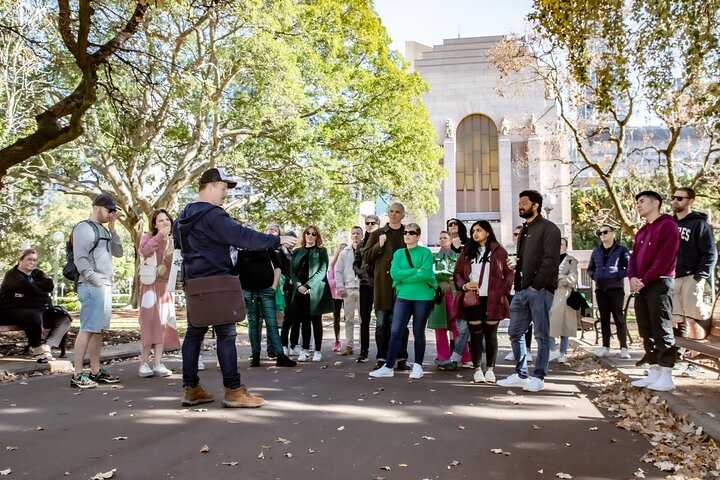 Historical True Crime Walking Tour of East Sydney