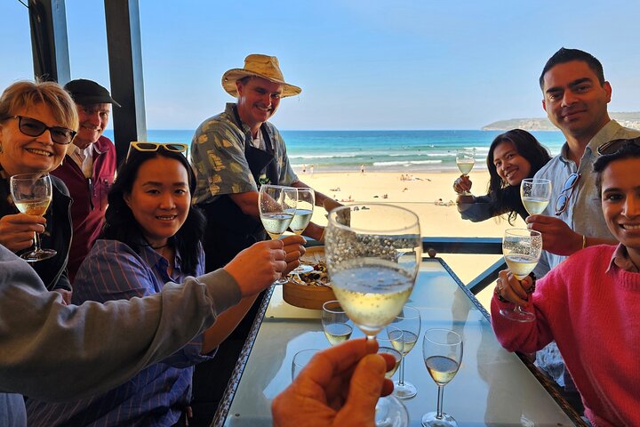 Full Day Chef-Led Sydney Beaches and Aussie Food Tour