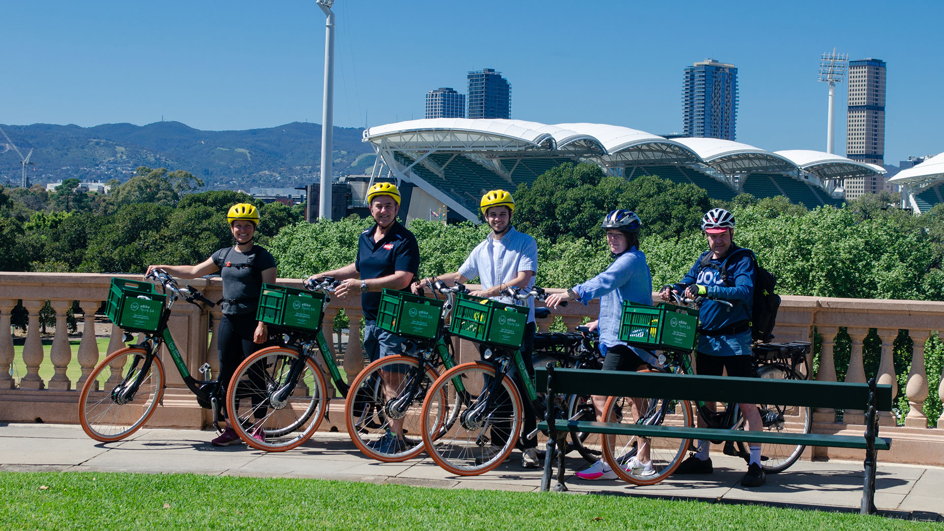 eBike Tour: Adelaide Riverbank and Park Lands