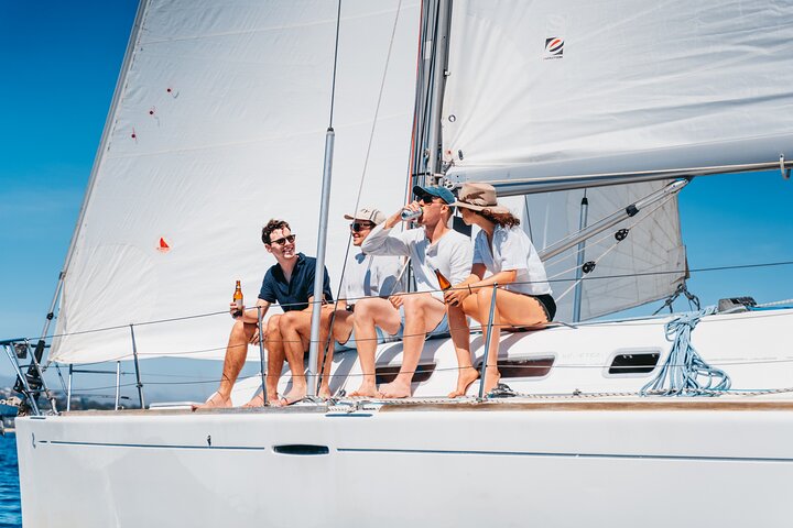 Sydney Harbour Sail Like a Local Lunch Tour