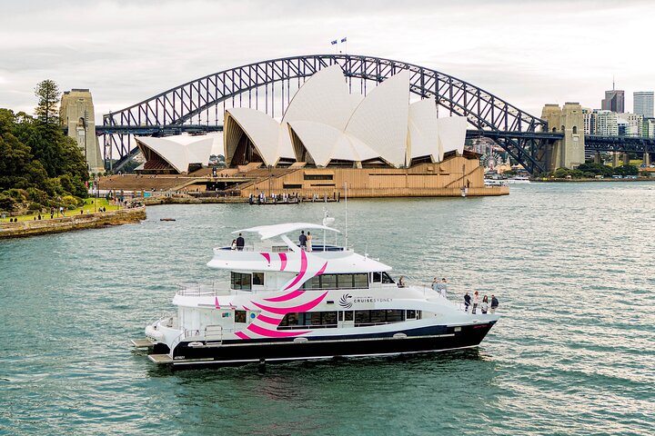 3 Hours Shared Spring Cruise Special in Sydney