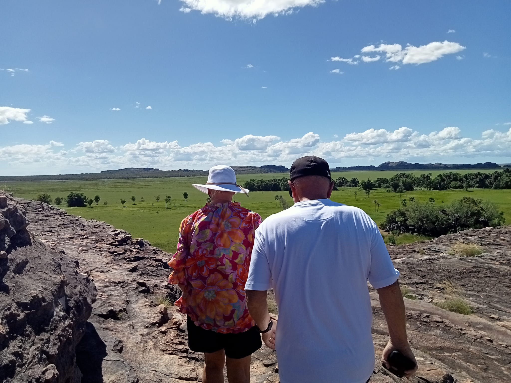 1 day Kakadu. Yellow Water. Nourlangie. Ubirr.