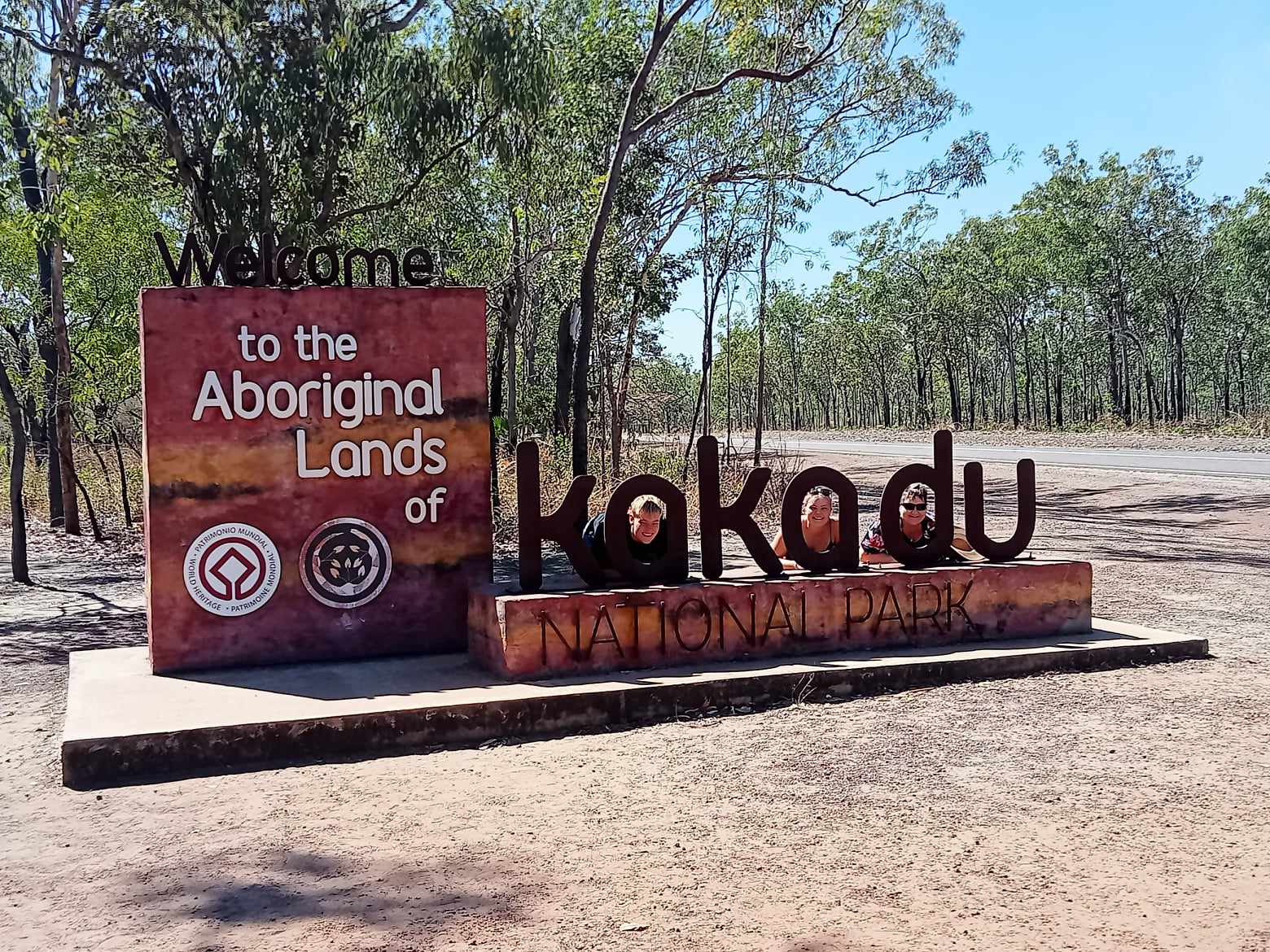 1 day Kakadu. Yellow Water. Nourlangie. Ubirr.