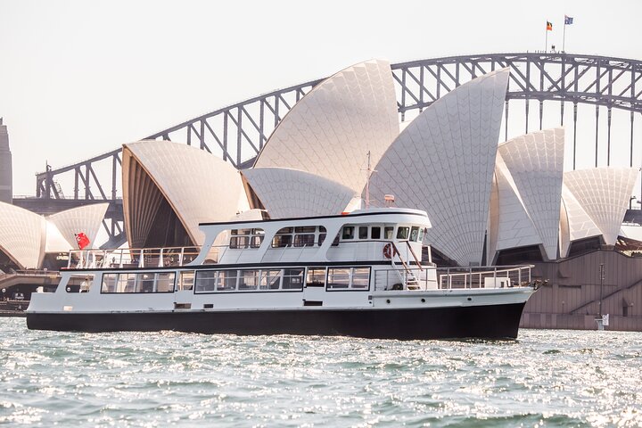 Explore Sydney Harbour Woodfired Brunch cruise