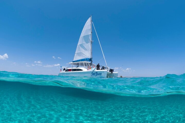 Half Day Sailing and Snorkeling Tour from Coral Bay