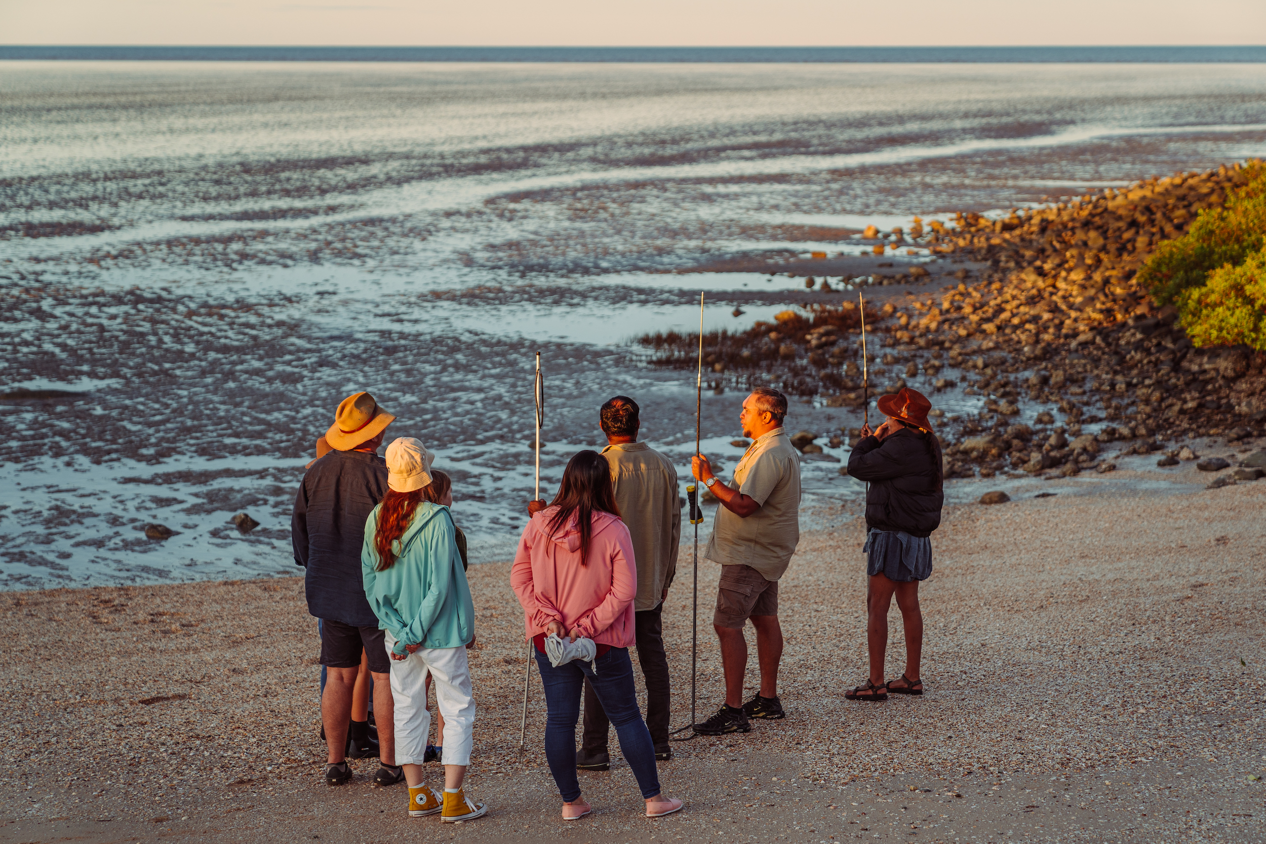 Rock Art & Bush Tucker Tour