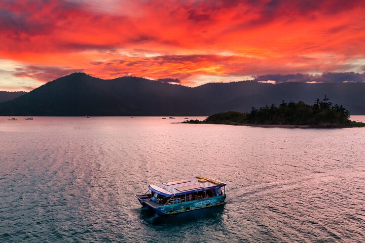 Airlie Beach Glass Bottom Boat Sunset Tour