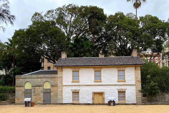 Sydney City Exploration Game Tour: From Prison to Freedom Land