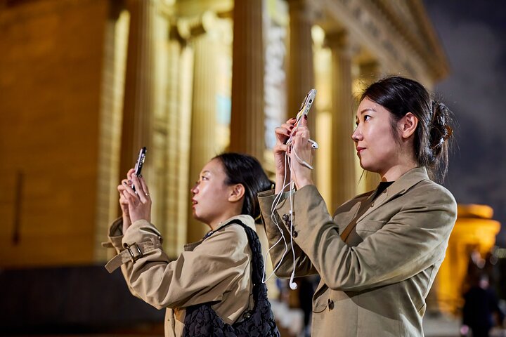 Tours and Exhibitions at the Art Gallery of New South Wales