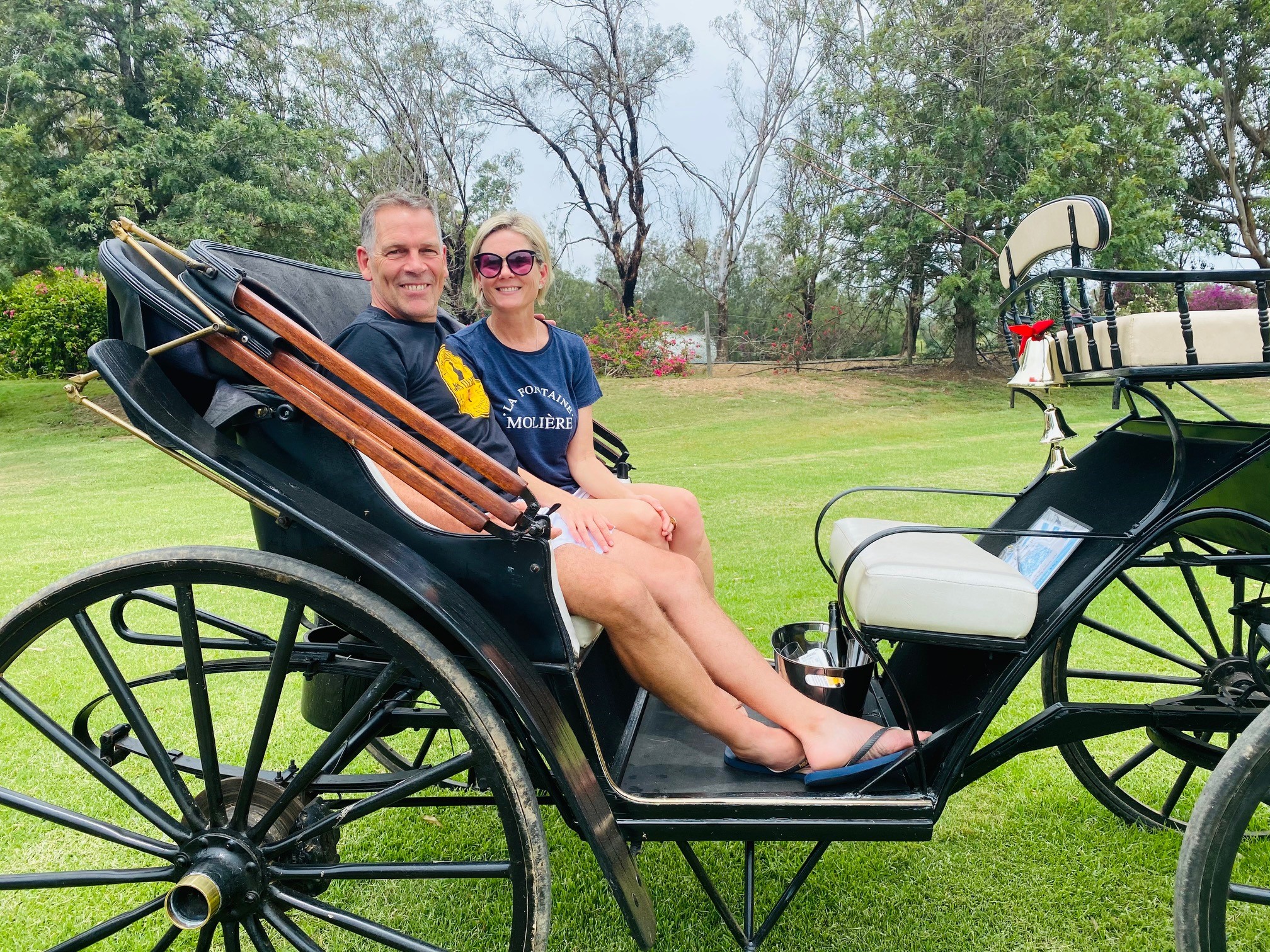 Half Day Exclusive Horse and Carriage Couples Wine Tour