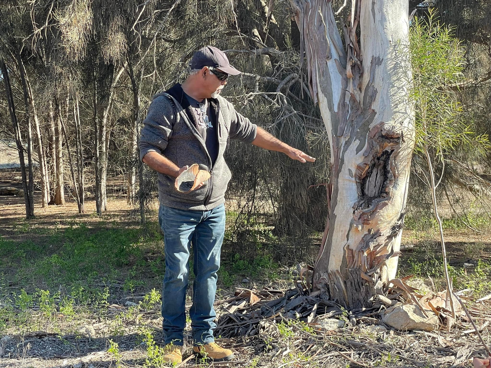 Minlagawi Mayi Walk - Walking Tour and Bush Foods Lunch