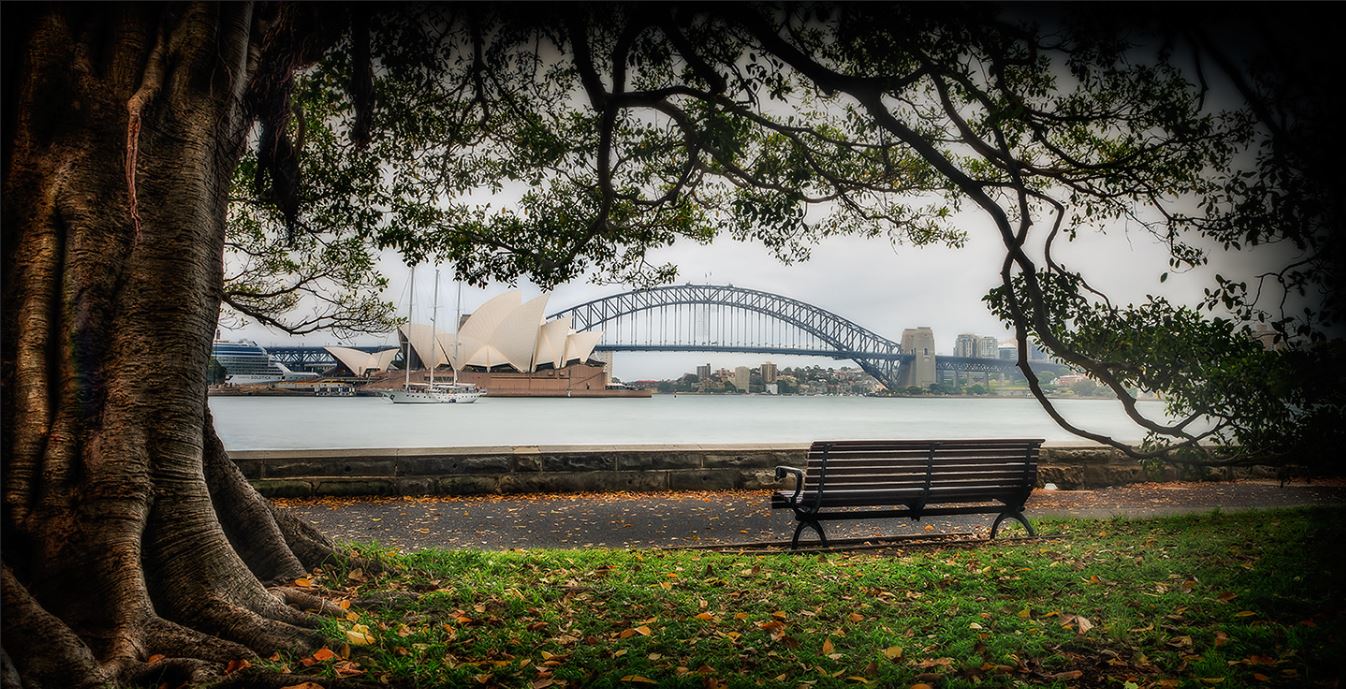 PRIVATE Sydney City Bondi Beach Opera House & Botanic Garden Tour