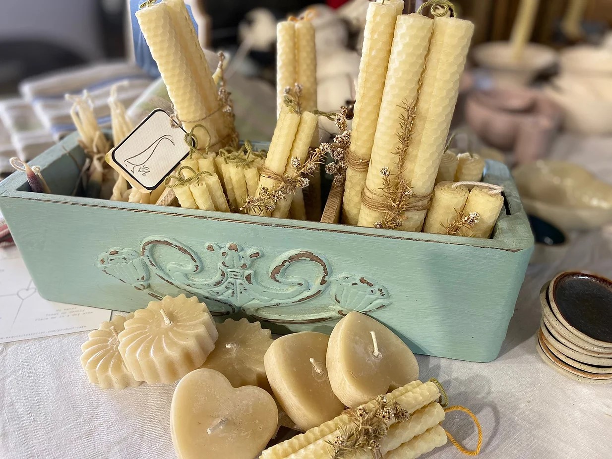 Gifts from the kitchen - Beeswax Candle Making