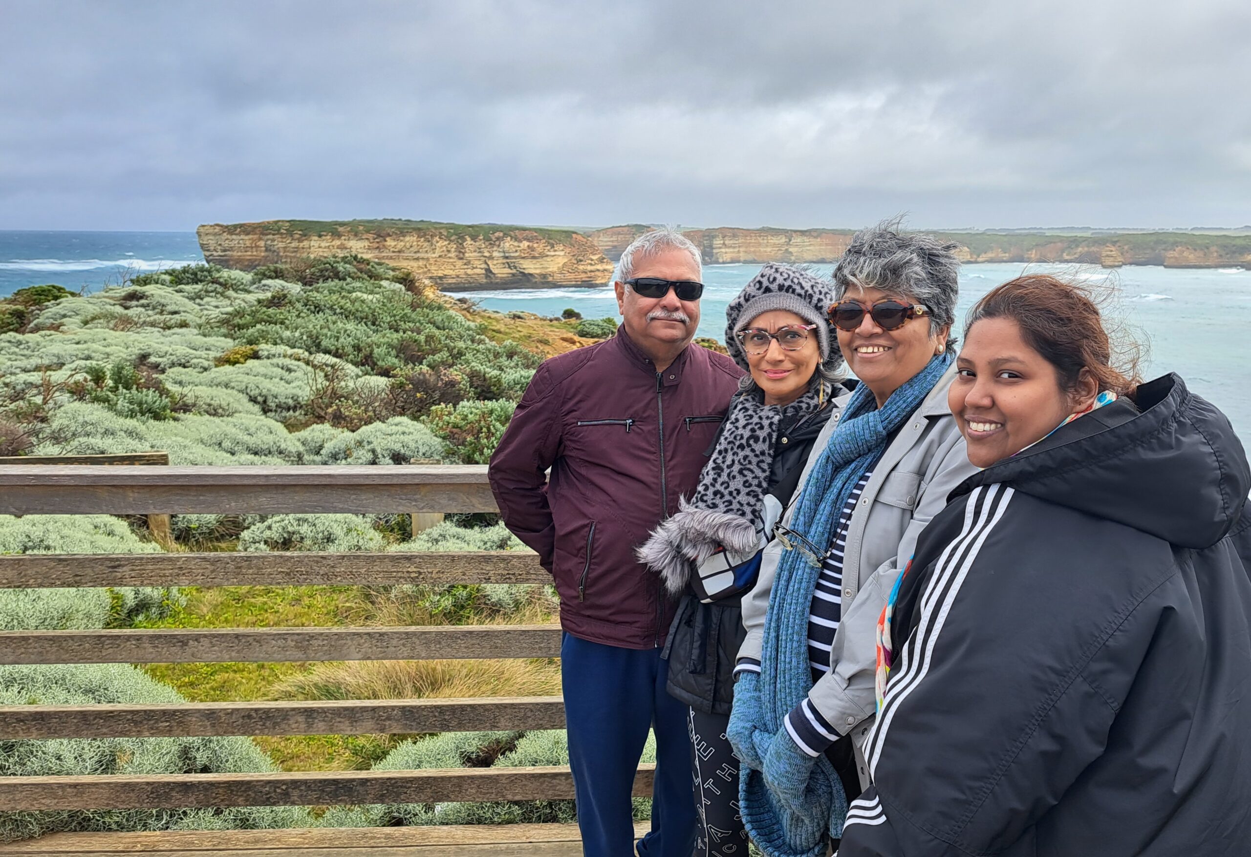 12 Apostles Small Group Tour.