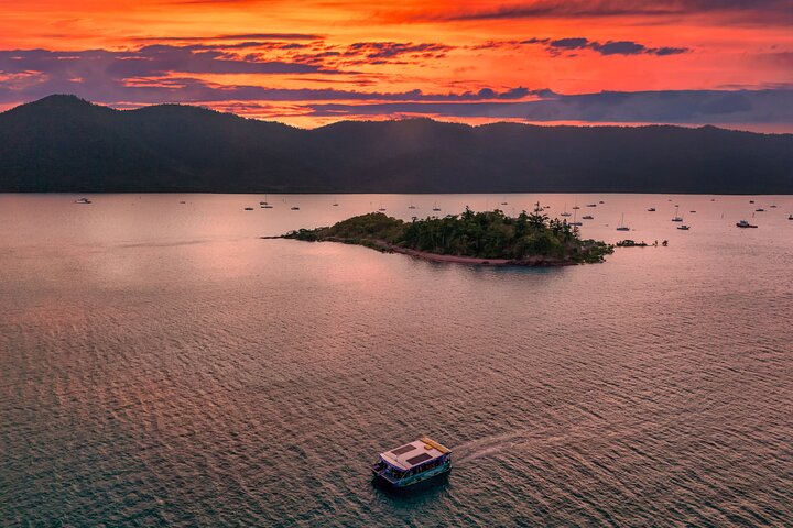 Airlie Beach Glass Bottom Boat Sunset Tour