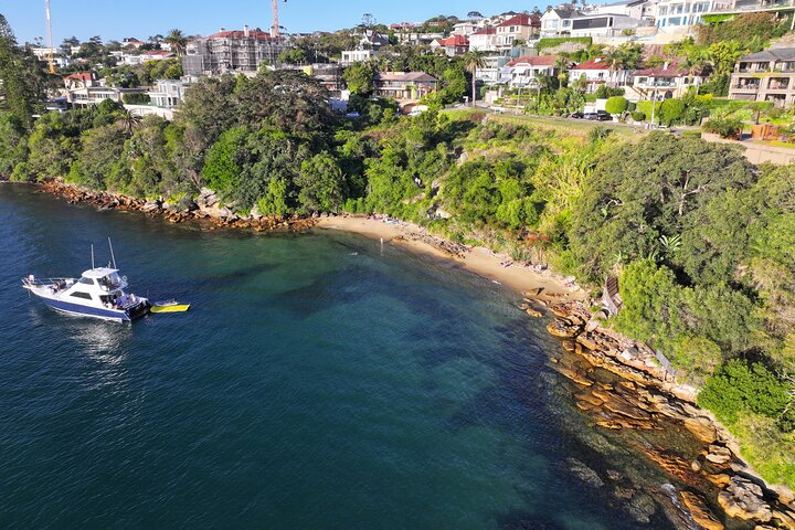 Exclusive Sydney Harbour Morning Sail with Mimosas