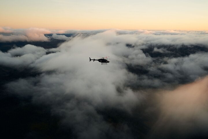 Scenic Helicopter Flight over Bell Gorge
