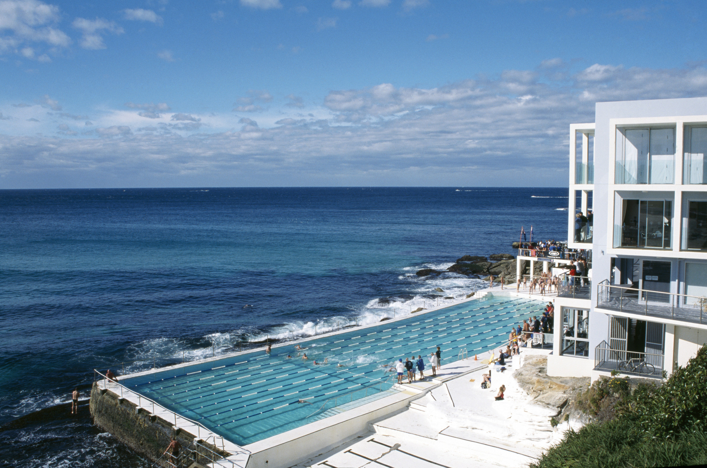 Discover Bondi Guided Beach & Coastal Walking Tour