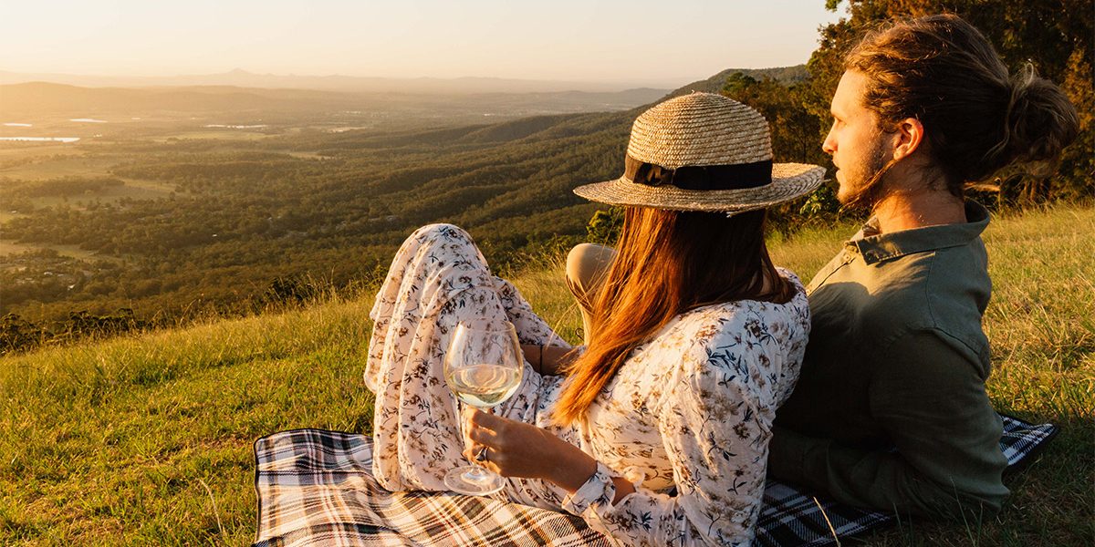 Hop on Hop Off Bus - Tamborine Mountain - from Gold Coast