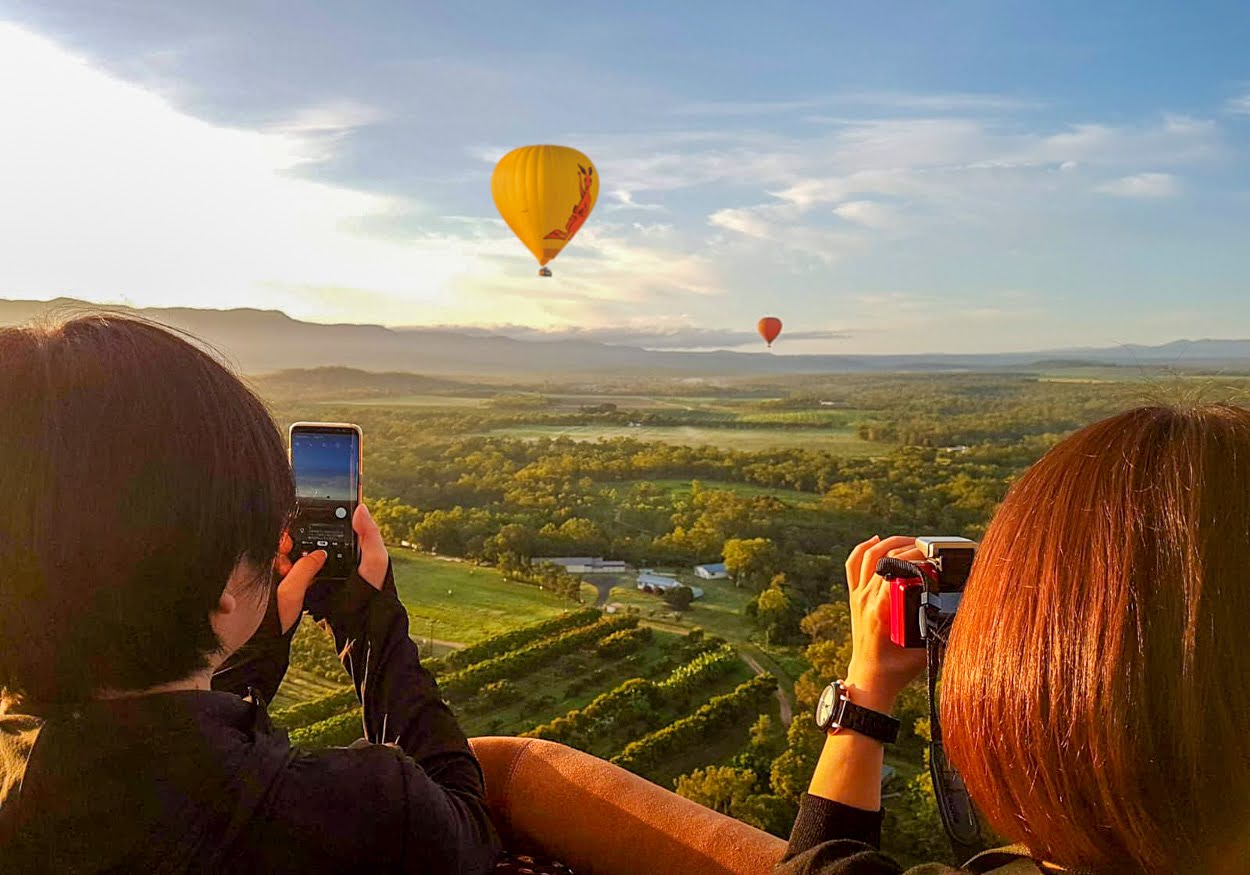 Cairns VIP upgrade Hot Air Balloon experience