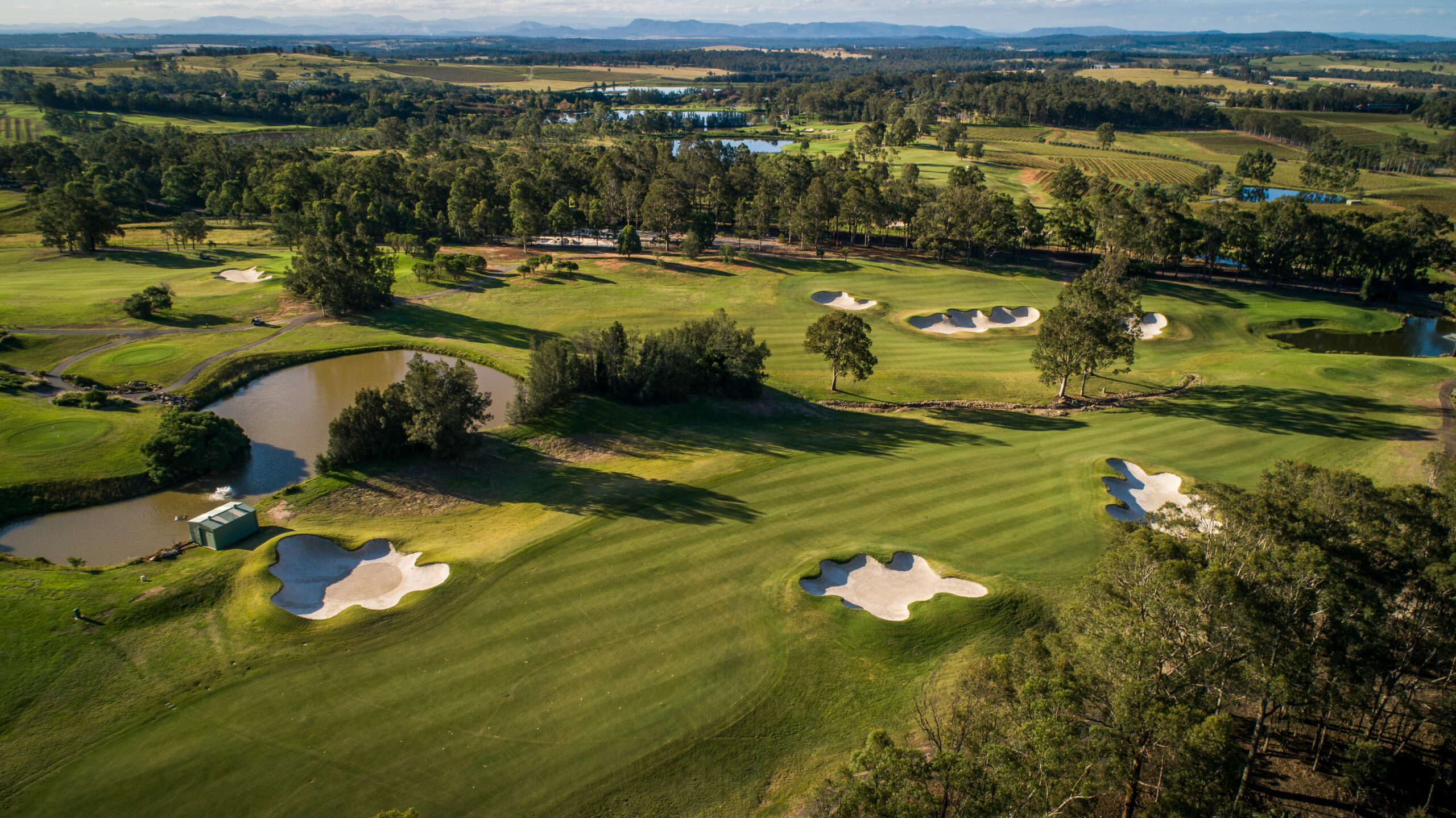 Oaks Cypress Lakes Resort and Cypress Lakes Golf & Country Club (NSW) Stay & Play Package