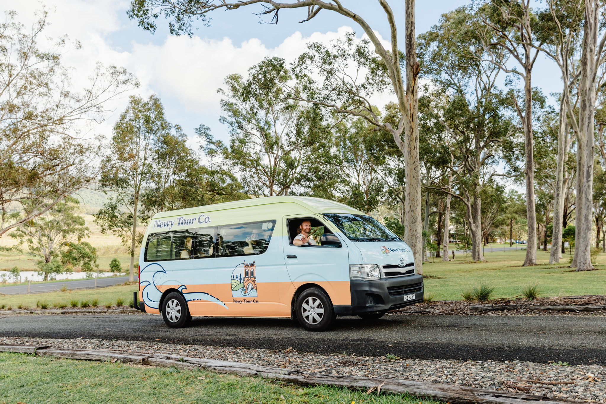 Newcastle: Hunter Valley River & Farm Tour with BBQ
