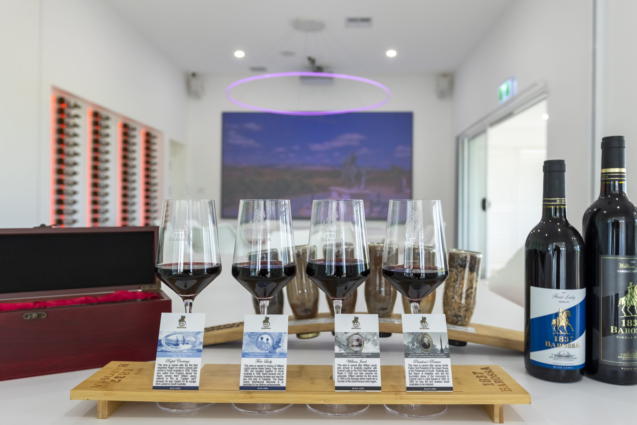 1 hour Wine Tour, 4 Wine Tastings with Cheese Platter Experience