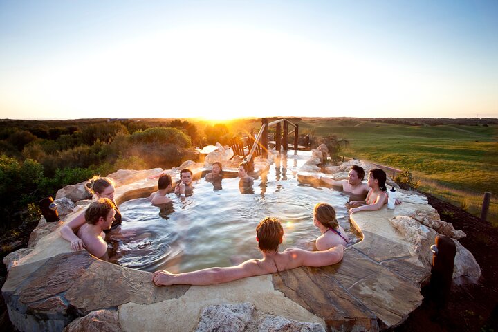 Melbourne Mornington Peninsula with Hot Springs 1 Day Tour