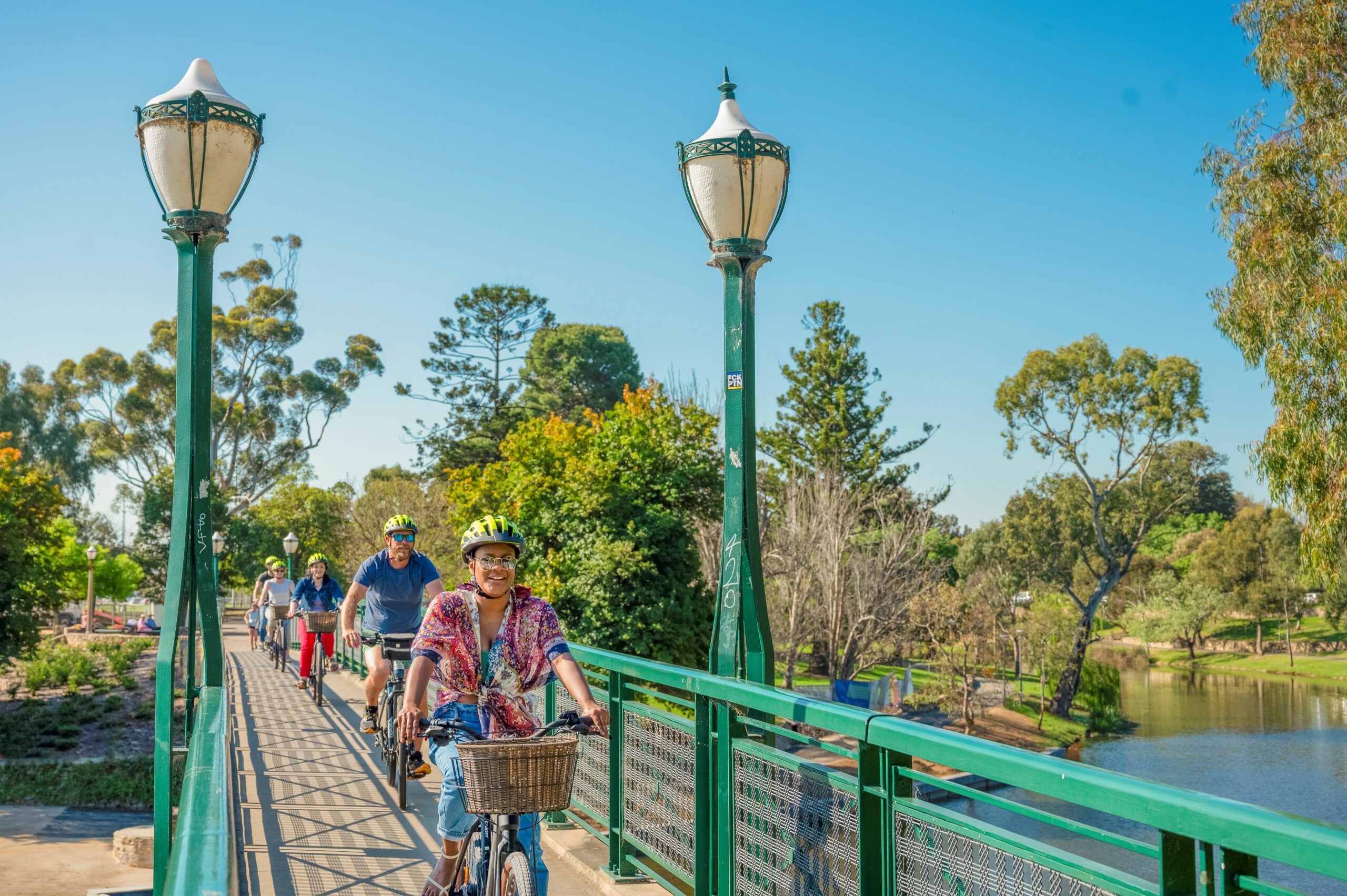 Adelaide City Scenic Electric Bike Tour
