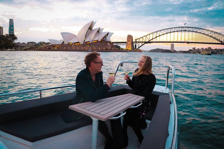 Experience Sydney Like a Local Small Group Cruise Tour