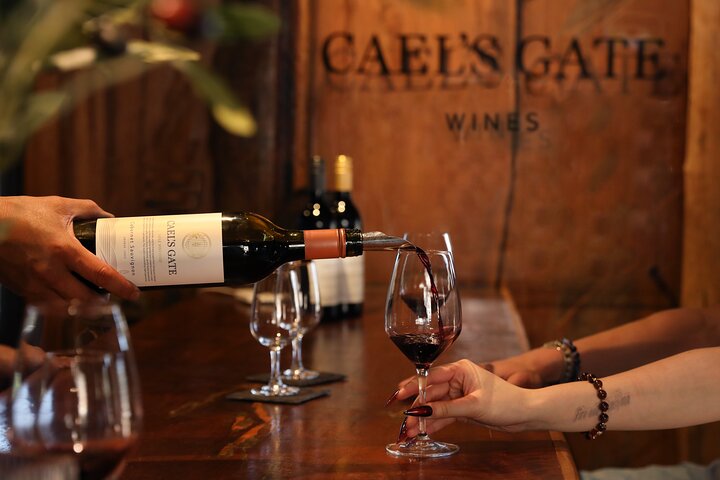 Cael’s Gate Wine Tasting in Broke