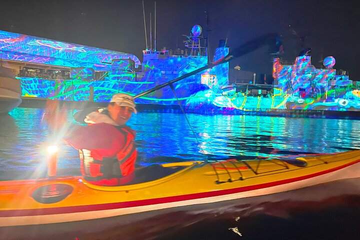 Moonlight Sea Kayaking Experience in Sydney's VIVID Festival