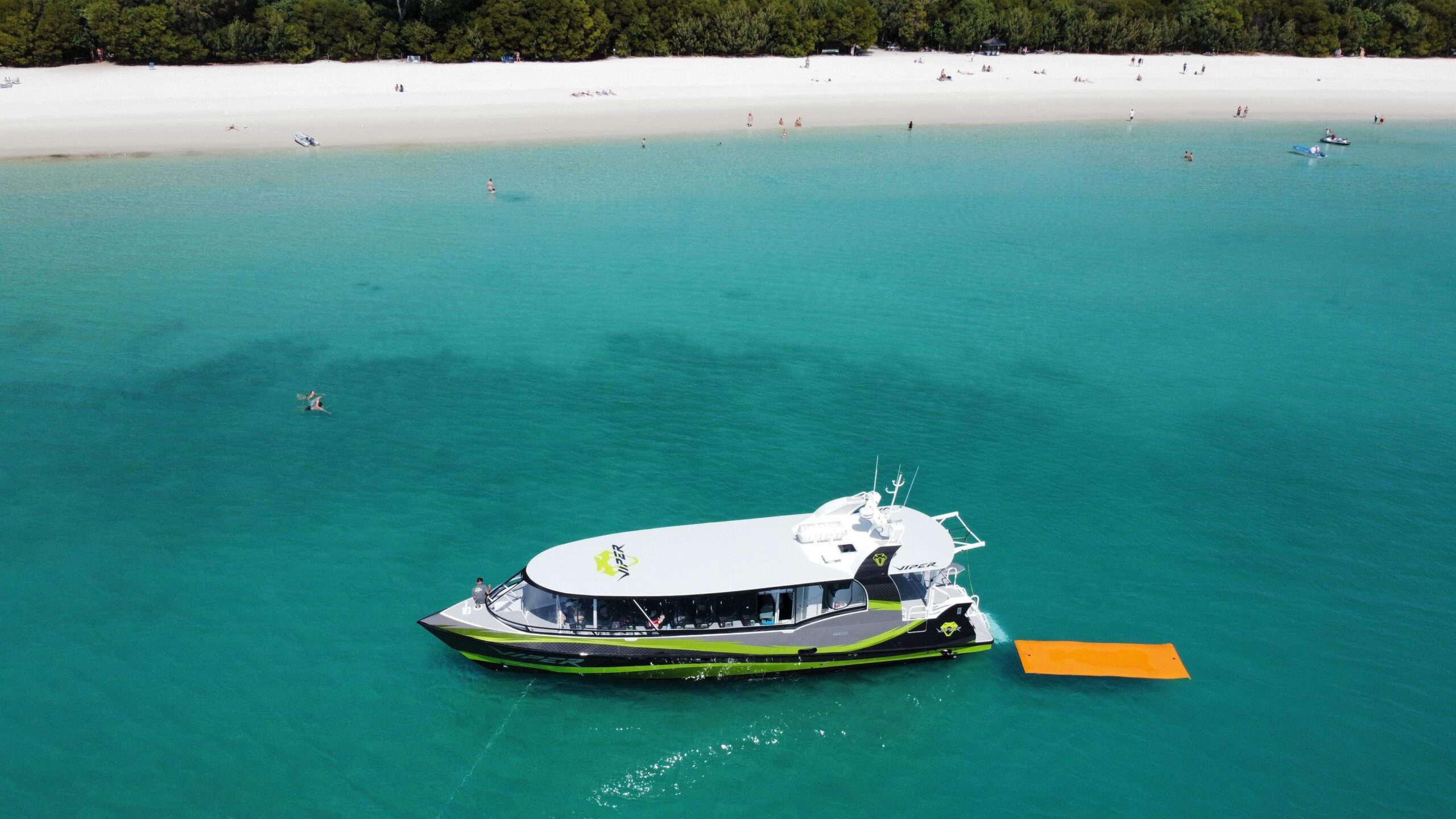 Viper Whitsunday Island Jet Boat Tour