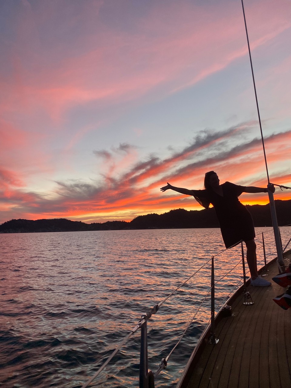 Sip & Sail Sunset Cruise (All inclusive)