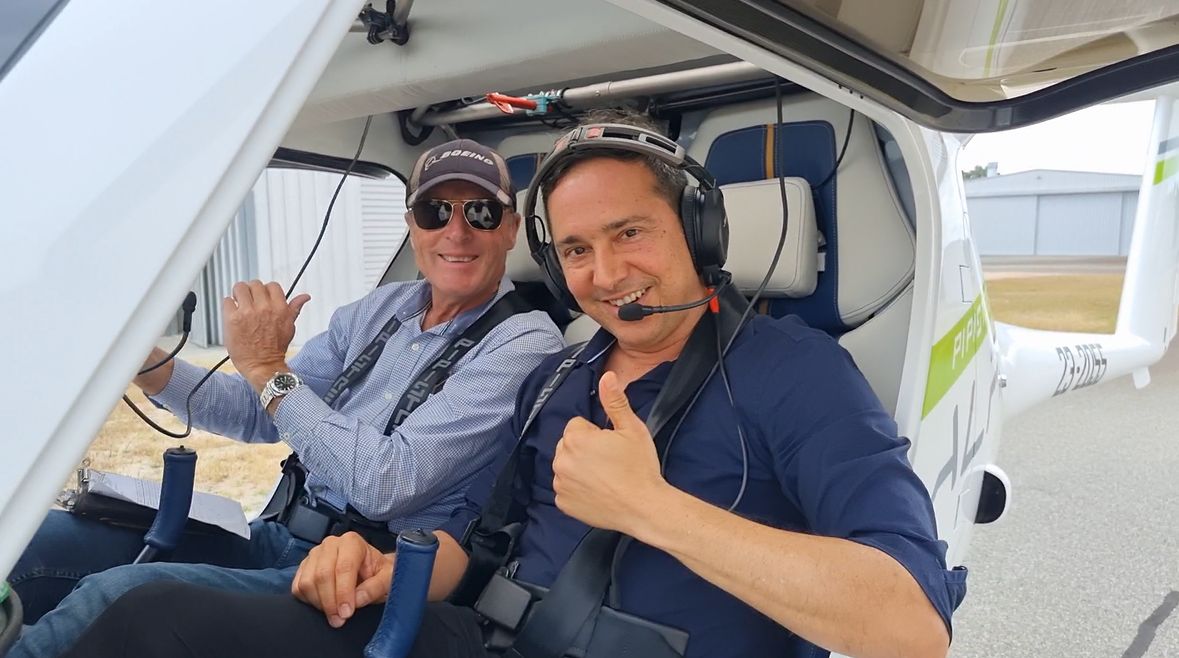 Electric Plane trial experience flight lesson over Mandurah Rivers and Beaches